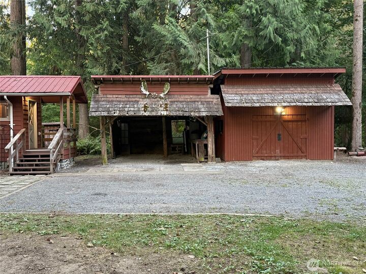 Property Photo: 21017 133rd Street NE WA 98252
