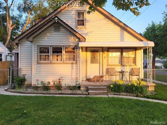 Property Photo:  8008 Elm Street  MI 48180 