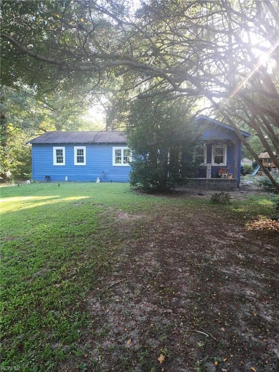 Property Photo:  9809 Old Stage Rd  VA 23168 