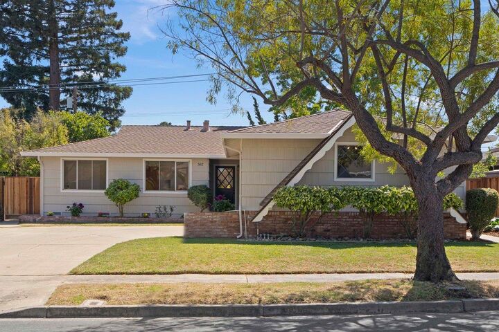 Property Photo: 562 Dublin Way CA 94087