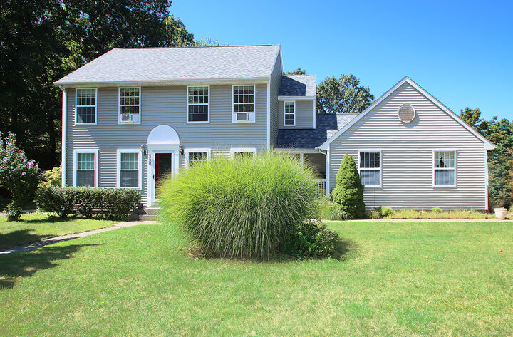 Property Photo: 330 Meadowbrook Drive CT 06042