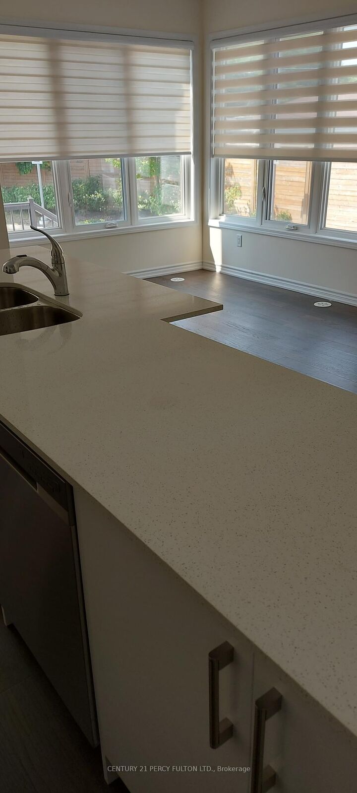 Property Photo: 28 Curlew Drive 48 ON M3A 0A8