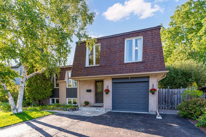 Property Photo:  43 Brenda Boulevard  ON L9W 3L3 