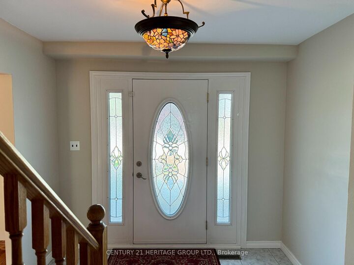 Property Photo:  584 Arnhem Drive  ON L1G 2J6 