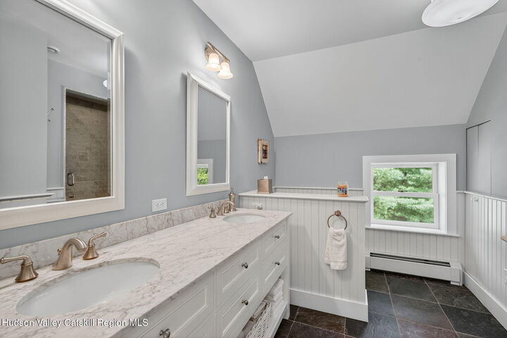Property Photo: 197-199 Chestnut Hill NY 12484
