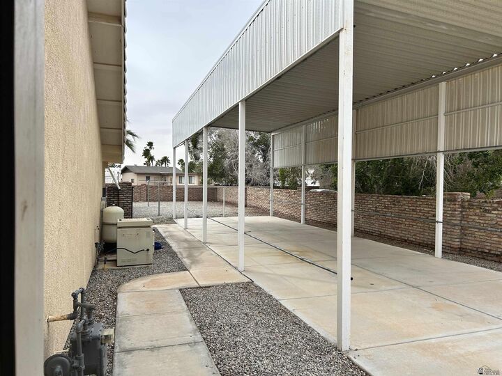 Property Photo: 13411 E 37 Pl AZ 85367