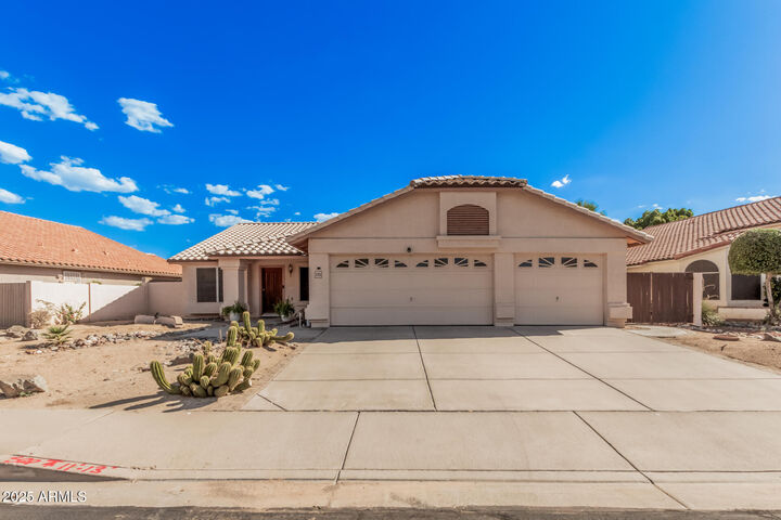 5753 W Onyx Avenue  Glendale AZ 85302 photo