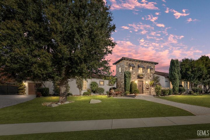 Property Photo: 10208 Keswick Drive CA 93311
