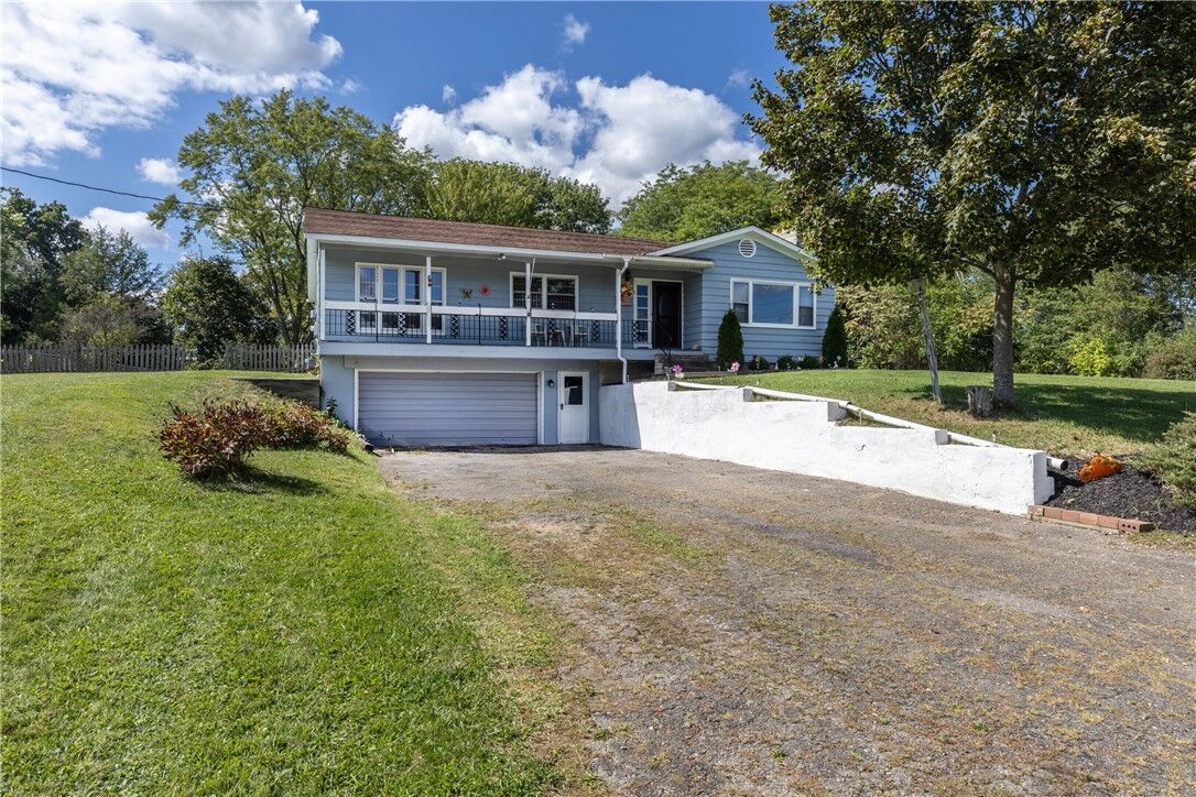 Property Photo:  84 Country Estates Drive  NY 14845 