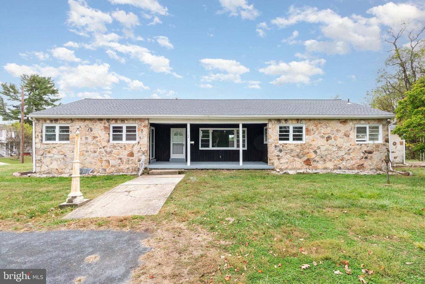 Property Photo:  1138 Franklin Street  PA 17013