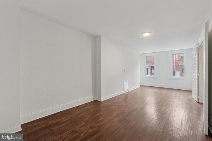 Property Photo: 985 N 5th Street PA 19123