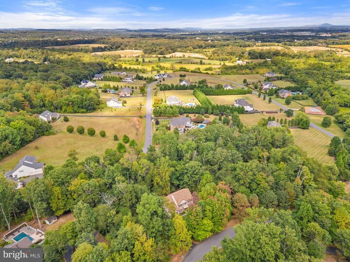 Property Photo:  20503 Tanager Place  VA 20175