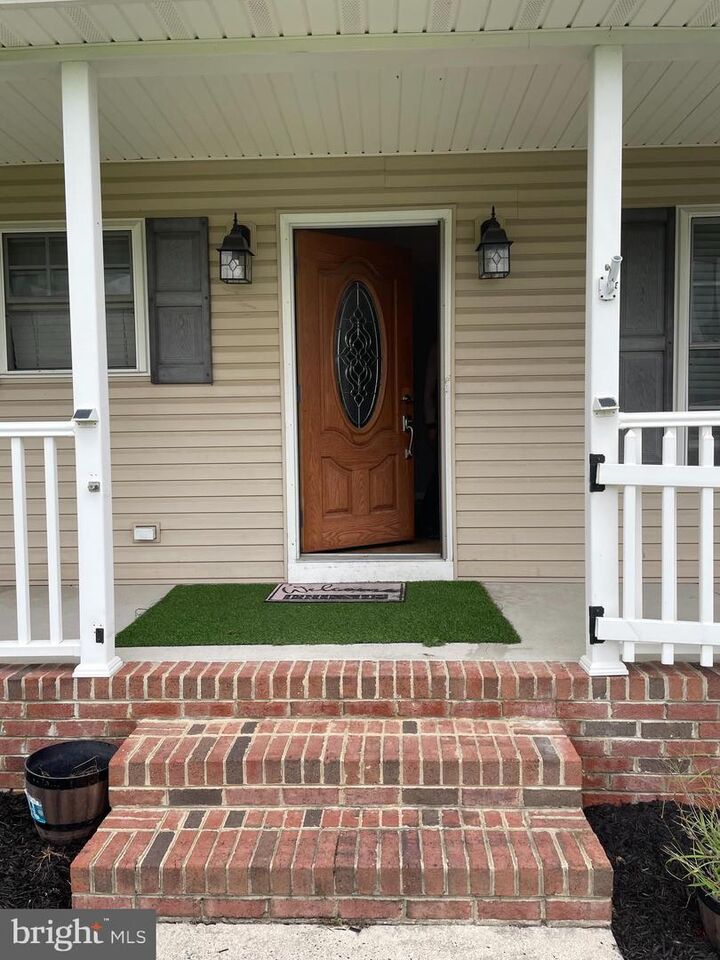 Property Photo: 29838 Rosalyn Court MD 21875