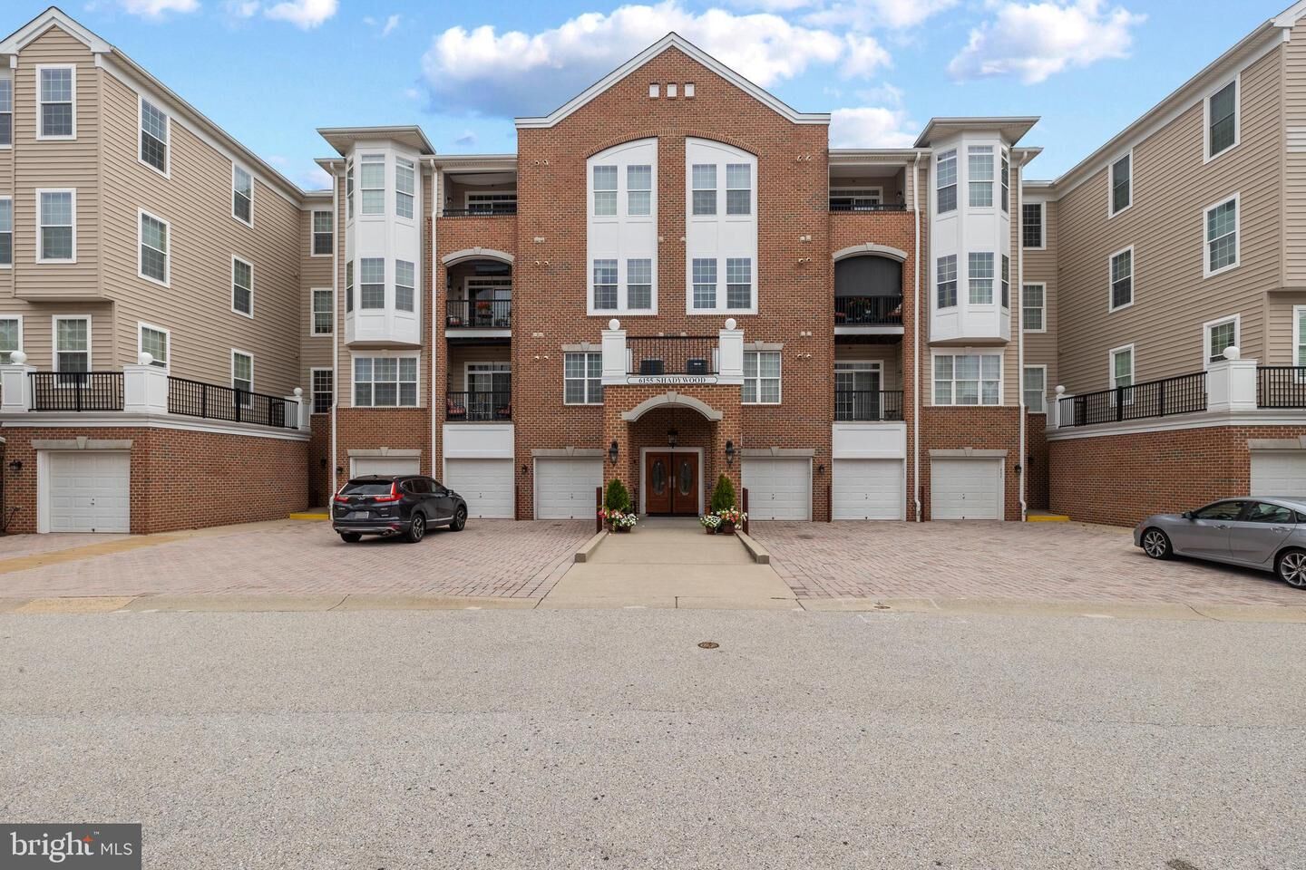 Property Photo: 6155 Shadywood Road 204 MD 21075