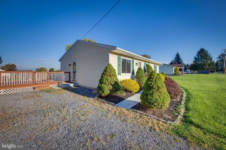 Property Photo:  5599 Elizabethtown Rd  PA 17078 