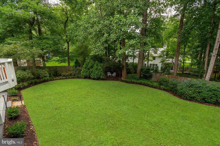 Property Photo:  9225 Laurel Oak Drive  MD 20817 