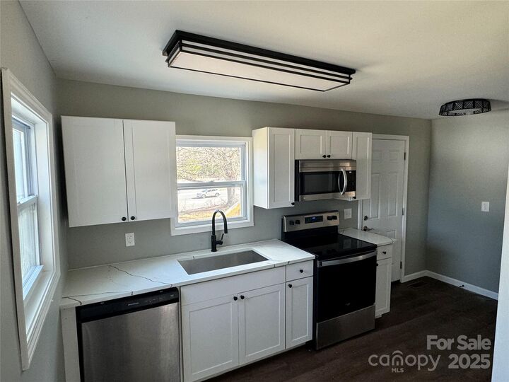 Property Photo: 552 6th Street SC 29706