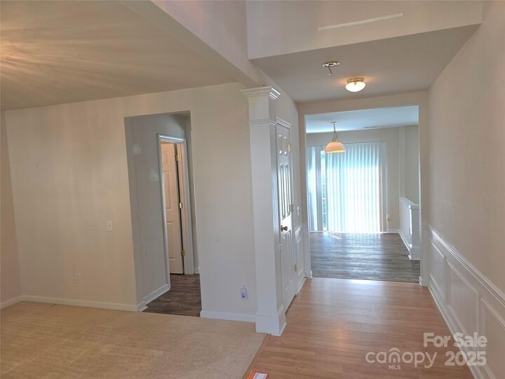 Property Photo:  521 Volunteer Court  NC 28213 