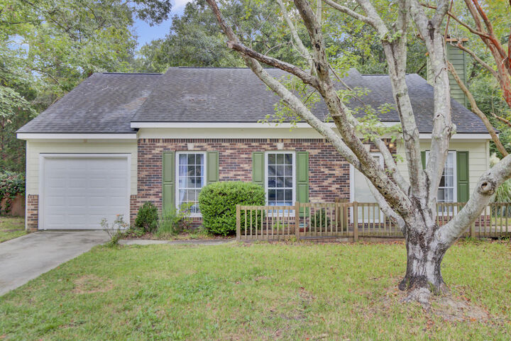 100 Laurel Ridge Road  North Charleston SC 29418 photo