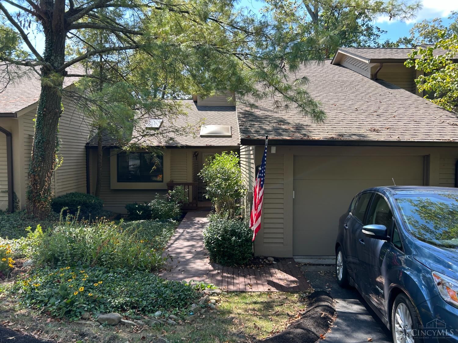 Property Photo: 18 Big Oak Lane OH 45150