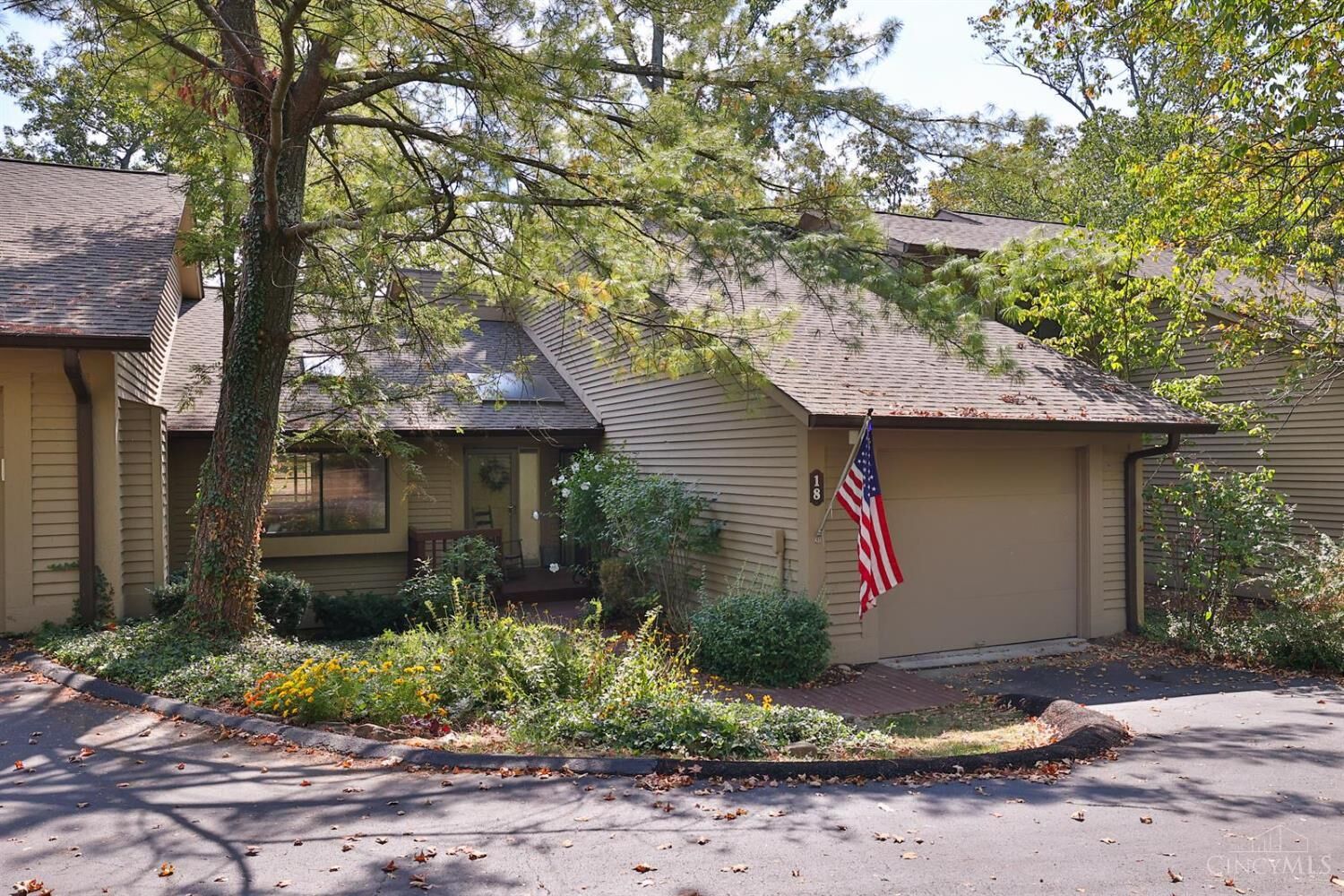 Property Photo:  18 Big Oak Lane  OH 45150 