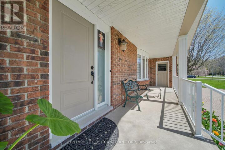 Property Photo: 10016 Graham Road ON N0L 2P0