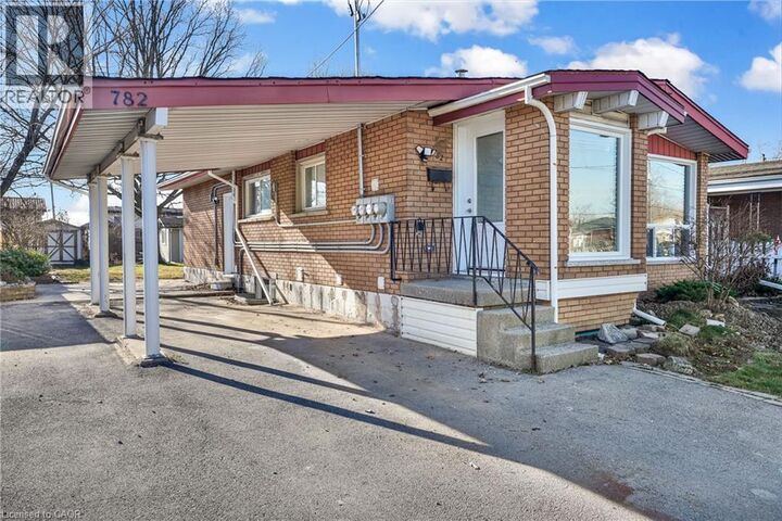 Property Photo:  782 Mohawk Road East A  ON L8T 2R1 