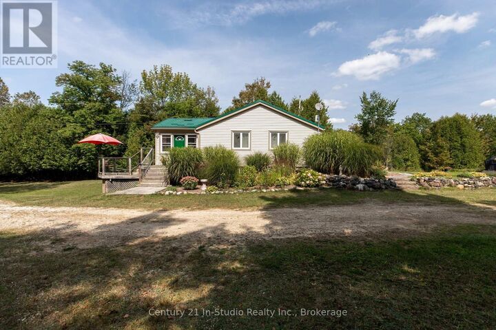 Property Photo:  473201 Camp Oliver Road  ON N0C 1K0 