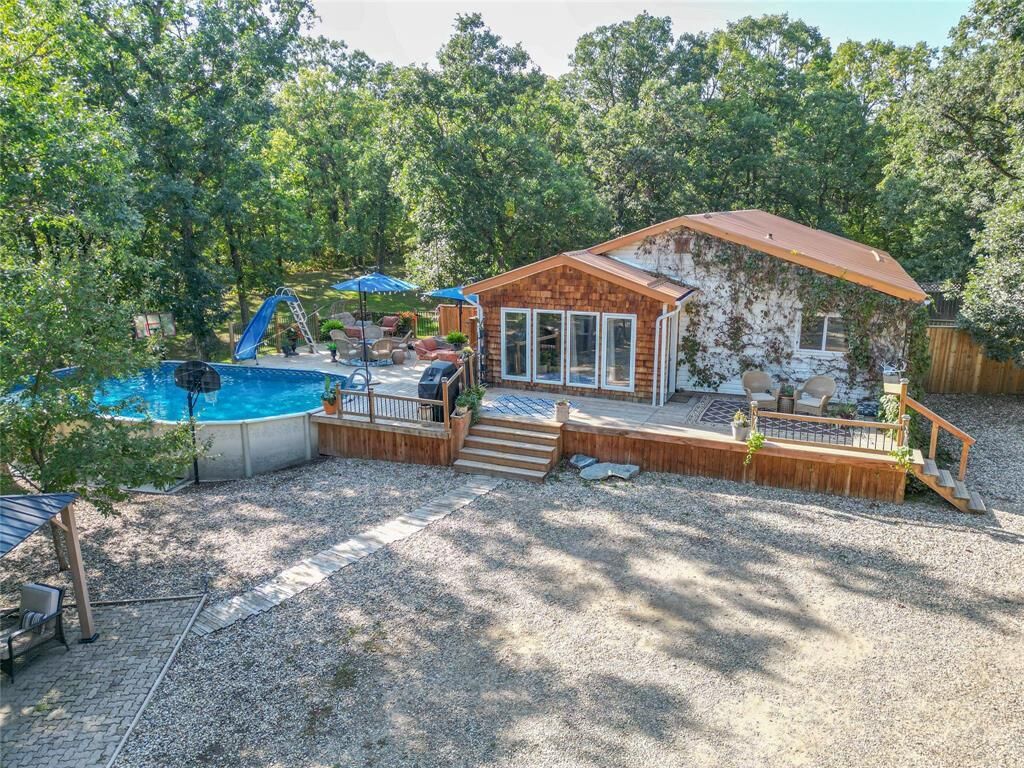 Property Photo: 107103 Treesbank Road MB R0K 0K0