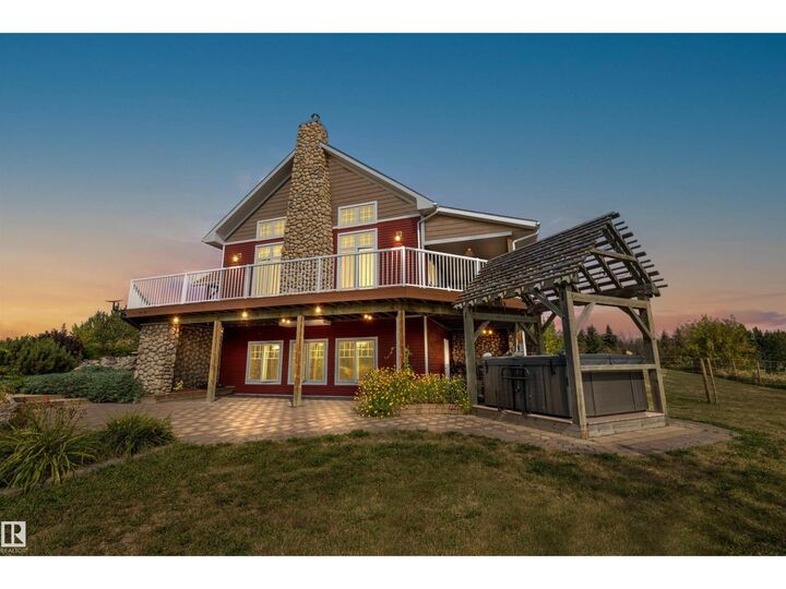 Property Photo:  #27 54108 Rge Road 280  AB T7Z 3V3 