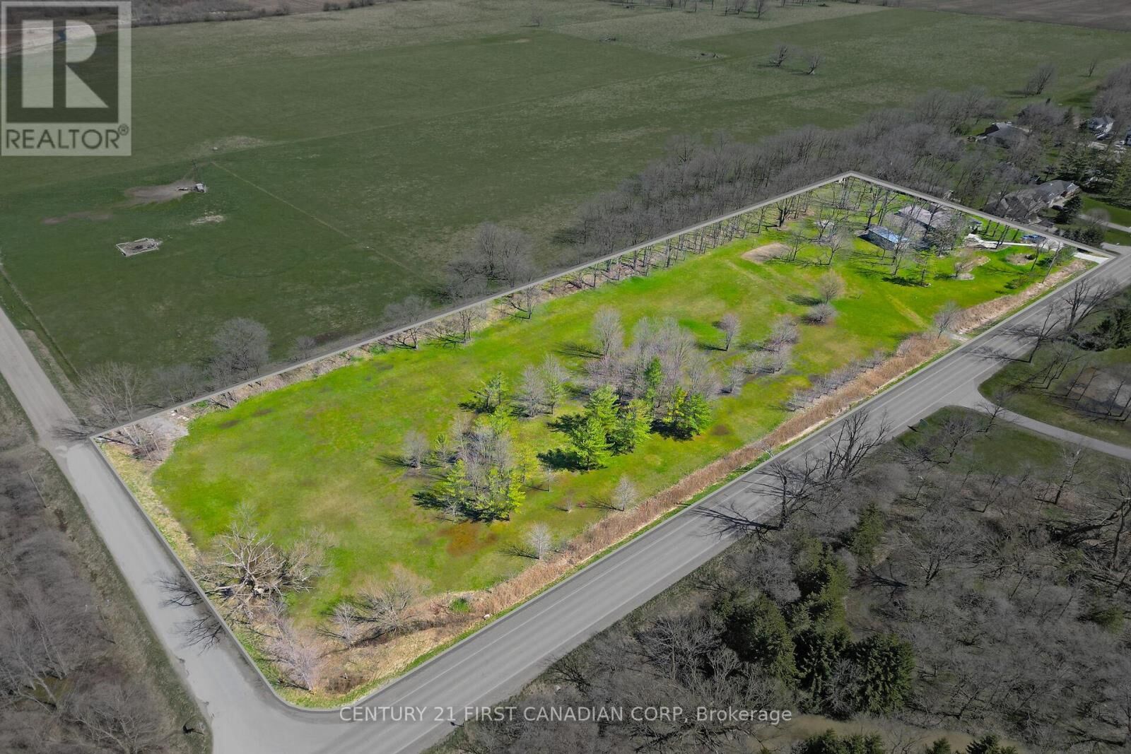 Property Photo: 23992 Denfield Road ON N0M 1P0
