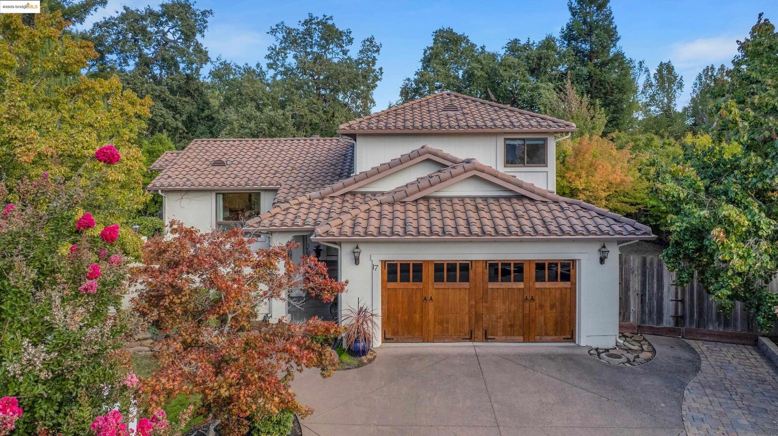Property Photo:  17 Pomo Ct  CA 94558 