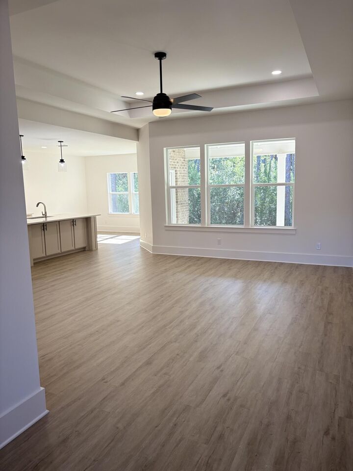Property Photo: 6647 Desoto Street FL 32566
