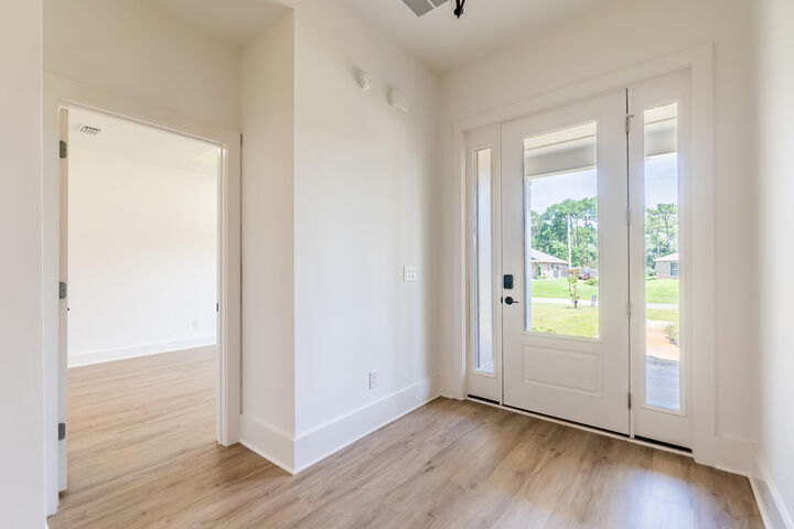 Property Photo: 6647 Desoto Street FL 32566