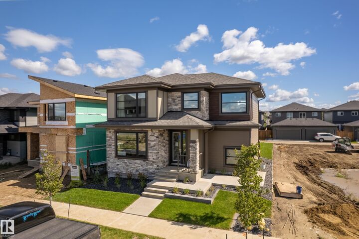 Property Photo:  4545 Knight Wynd SW  AB T6W 4V6 