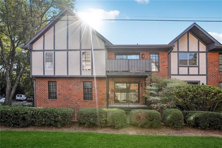 Property Photo:  6851 Roswell Road F32  GA 30328 