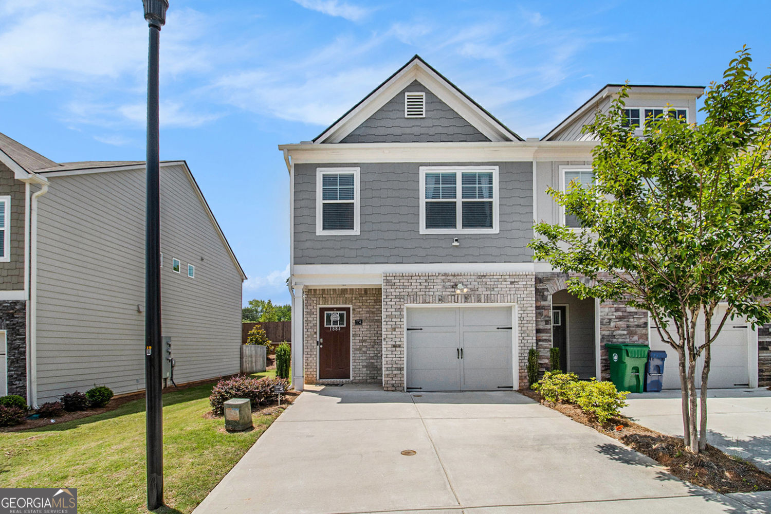 Property Photo:  1884 Plainsboro Drive  GA 30058