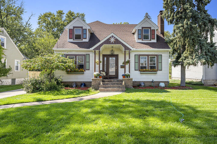 716 N Broad Street  Griffith IN 46319 photo