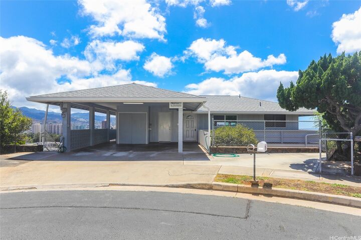 3402 Ala Hinalo Place  Honolulu HI 96818 photo