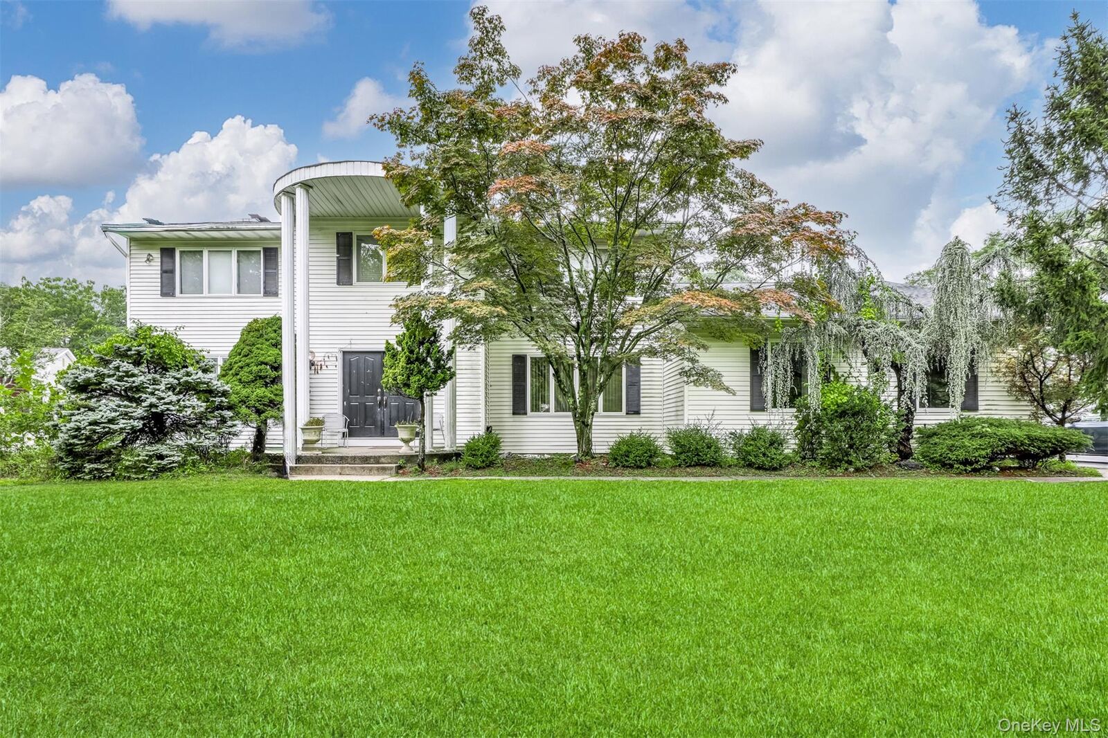 Property Photo: 5 Hillel Court NY 10952