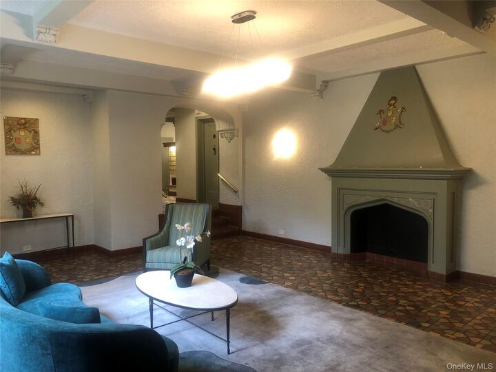 Property Photo: 1470 Midland Avenue 3M NY 10708