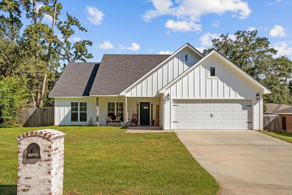 Property Photo:  1503 Bluebonnet Street  TX 75904 