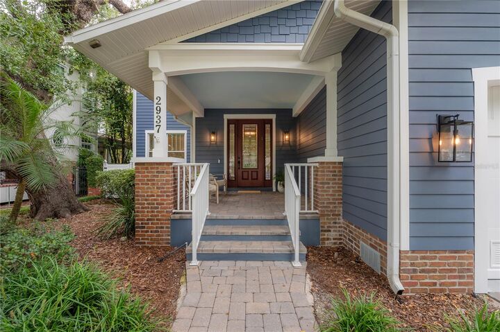 Property Photo:  2937 W Bayshore Court  FL 33611 