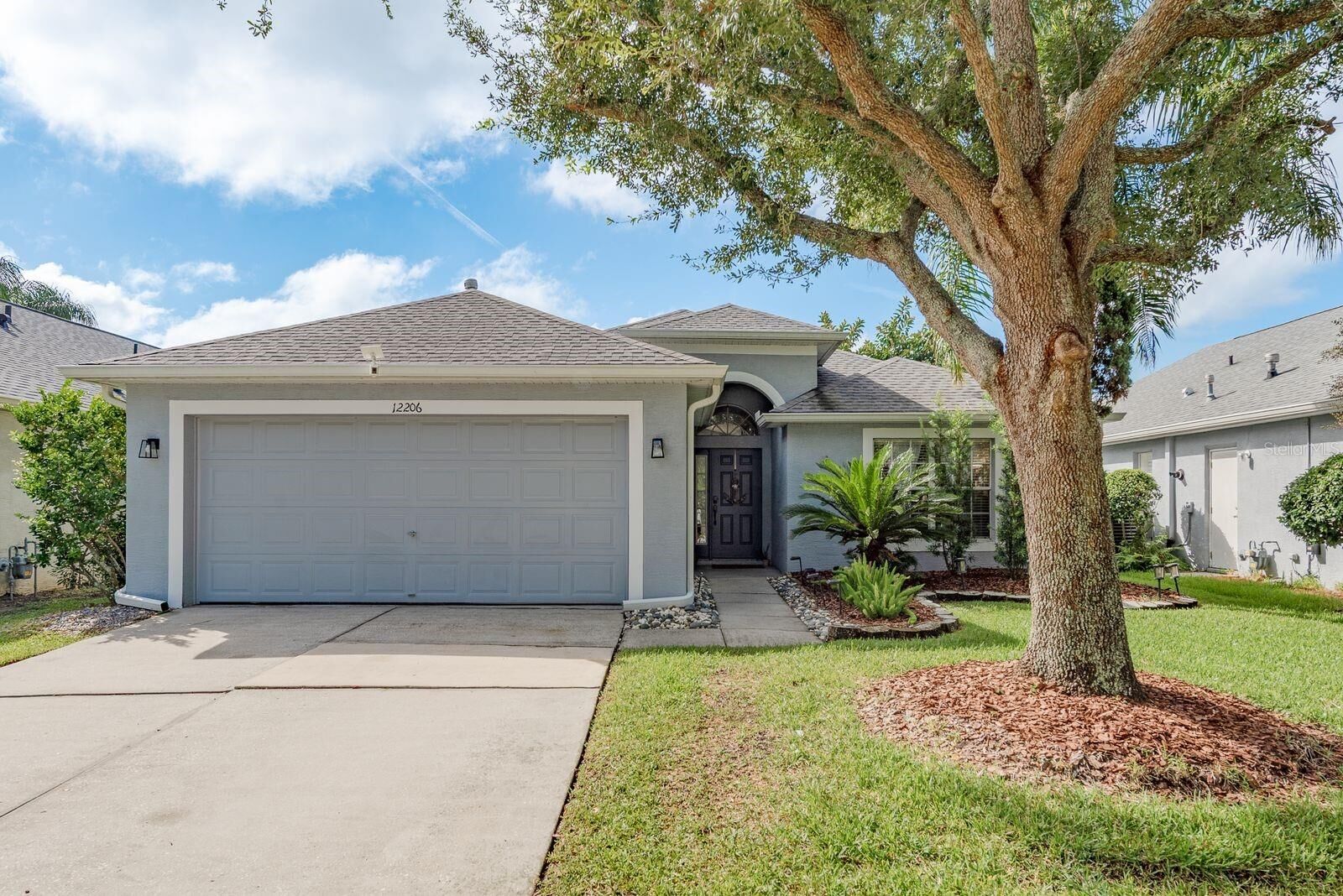 Property Photo:  12206 Coldstream Lane  FL 33626 