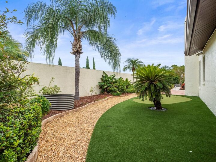 Property Photo:  13512 Sobrado Drive  FL 33624 