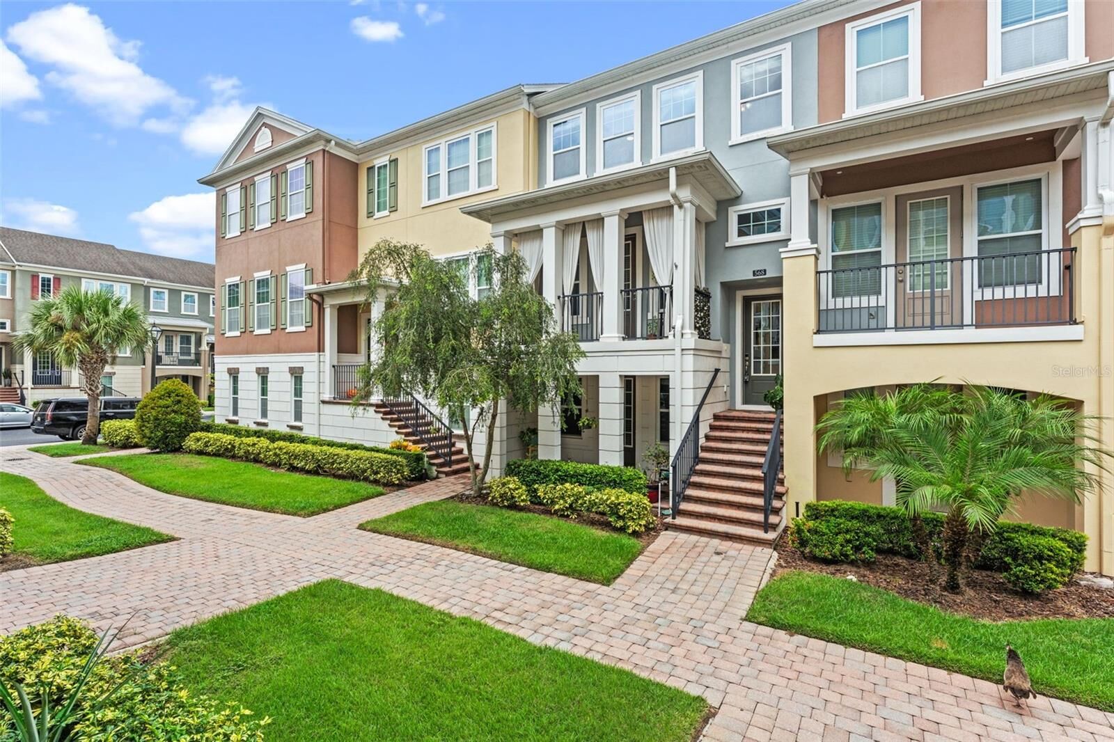 Property Photo: 568 Scotia Place FL 32806