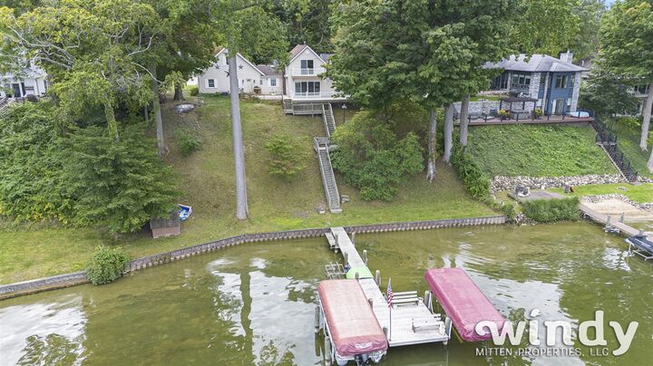 Property Photo:  7927 Lakewood Drive  MI 49038-9632 