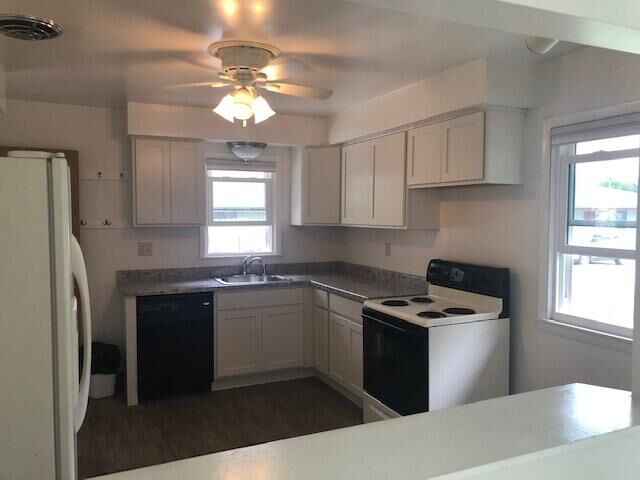 Property Photo: 2701 Rapids Dr WI 53404