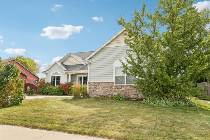 Property Photo: 2713 16th Pl WI 53140