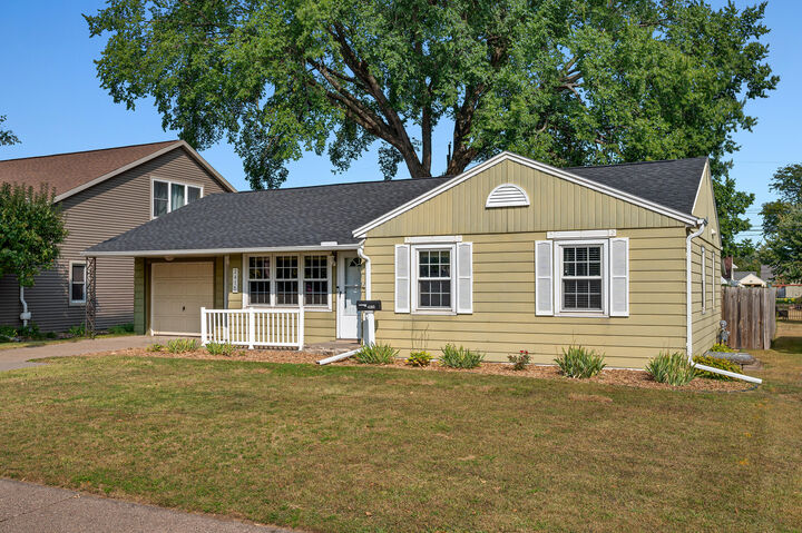 Property Photo: 2415 Losey Blvd WI 54601